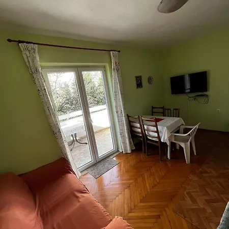 Megi Apartament *